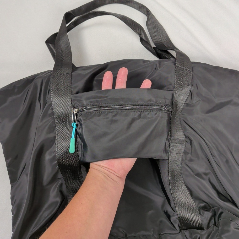 Tommy Bahama Black Packable Tote Bag Teal Interior Removable Pouch Travel - Picture 4 of 8